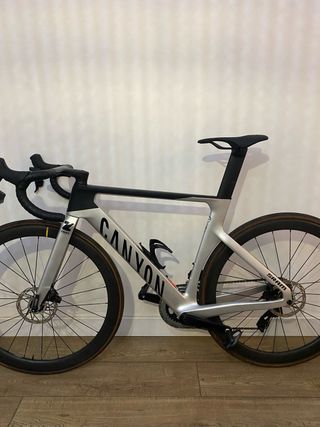 Canyon Aeroad CF SLX 7 AXS