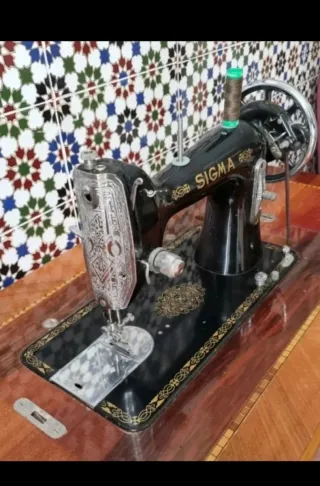 Máquina de coser antigua Sigma