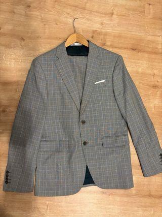 Traje Zara cuadros gris 2 piezas