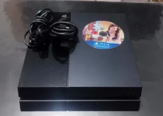 PS4 + Volante y Pedales + Juego