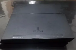 PS4 + Volante y Pedales + Juego