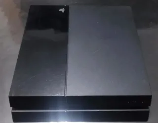 PS4 + Volante y Pedales + Juego