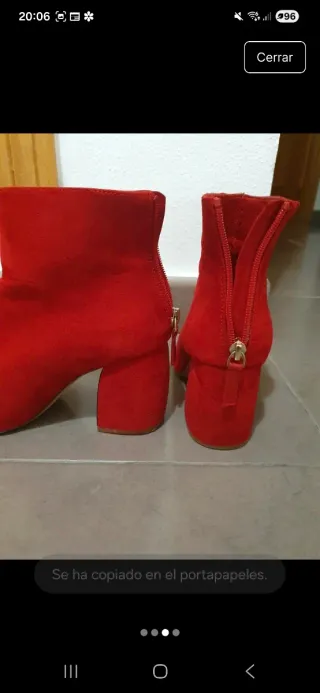 Botines rojos de tacón