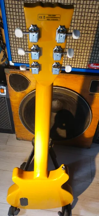 Guitarra Harley Benton DC Junior Yellow