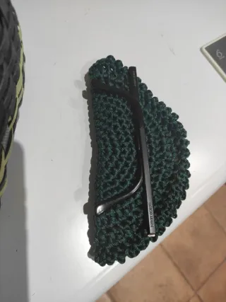 Porta occhiali uncinetto decorato