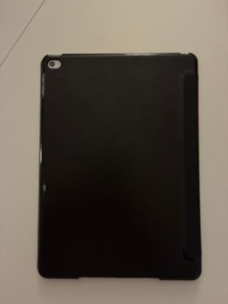 iPad 7ª Gen Plata con funda