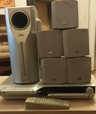 Home Cinema JVC con DVD