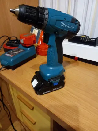 Taladro con adaptador