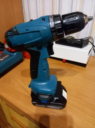 Taladro con adaptador