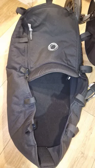 Cachecito de bebe  3 puezas maxi cosi y camita .