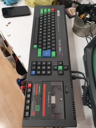 Amstrad Monitor GT 65 + Teclado CPC 464