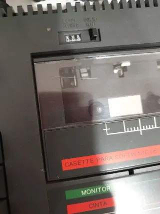 Amstrad Monitor GT 65 + Teclado CPC 464