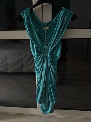 Abito elegante donna corto aderente