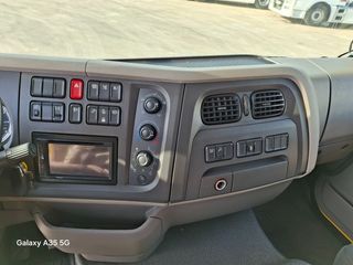 DAF LF 230 FA--CAMIONES FURGONES / CAMION PAQUETER