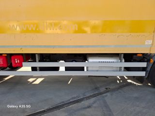 DAF LF 230 FA--CAMIONES FURGONES / CAMION PAQUETER