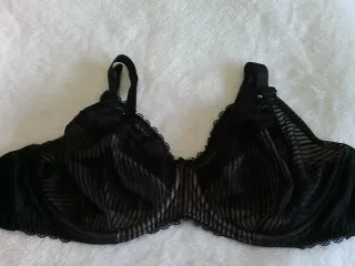 Soutien George 40DD com Aro Preto