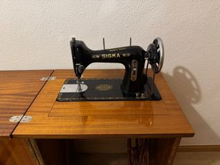 MÁQUINA DE COSER VINTAGE