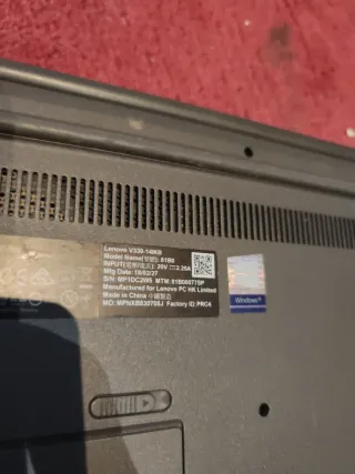 Lenovo V330-14IKB Portátil Gris