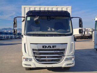 DAF XB 230 FA-CAMIONES FURGONES / CAMION PAQUETERO
