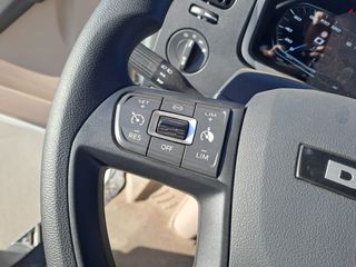 DAF XB 230 FA-CAMIONES FURGONES / CAMION PAQUETERO