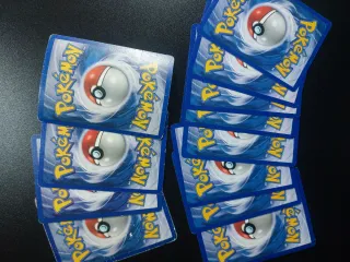 Lotto carte Pokémon Vintage Base, Platino, Miste