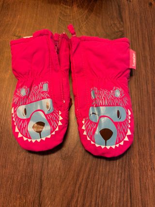 Mono de nieve rosa y fucsia con manoplas ( aparte)