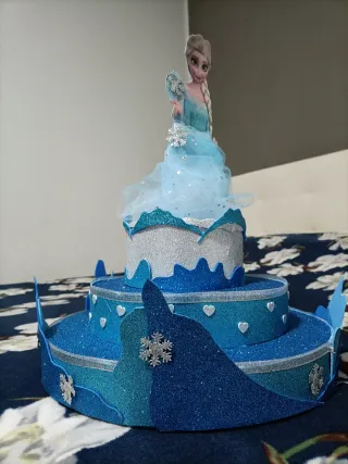 Torta scenografica Frozen Elsa
