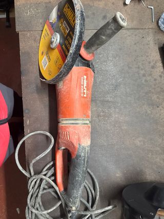 Cortadora Radial hilti ag-230-27d