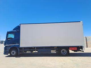 Mercedes ANTOS 1836-CAMIONES FURGONES / CAMION PAQ