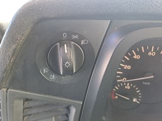 Mercedes ANTOS 1836-CAMIONES FURGONES / CAMION PAQ