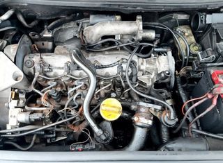 1118879 centralita motor 8200310863 renault megane