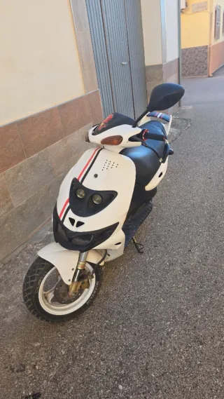 Suzuki Katana (AGUA)