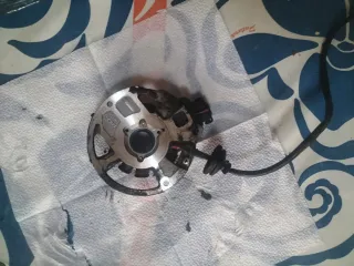 Volano, centralina, bobina, regolatore