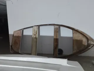 Embarcación 4 metros para restaurar y motor 3,6 hp