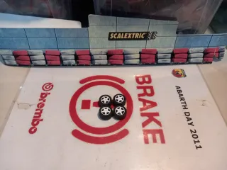 4 Llantas Scaleauto con neumáticos nuevos