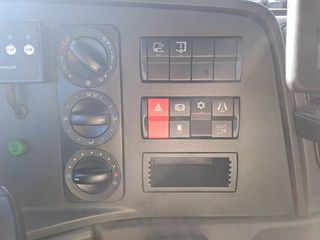 Mercedes ATEGO 1230L-CAMIONES FURGONES / CAMION PA