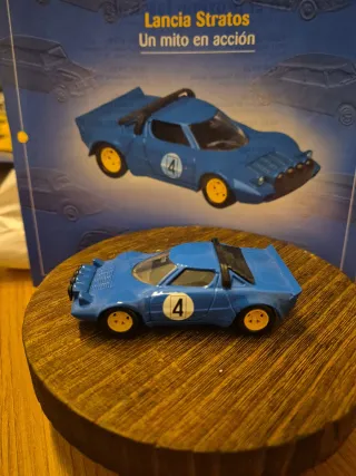 Lancia Stratos Azul