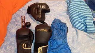 Kit Boxeo Guantes Casco Shorts Pelota