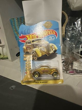 Hot Wheels Pass 'N Gasser Oro 50° Anniversario
