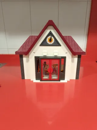 Colegio Playmobil y Figuras varias