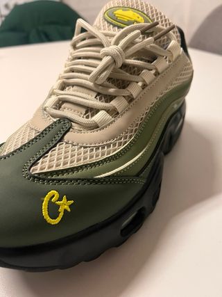 Tênis Nike Bege e Verde