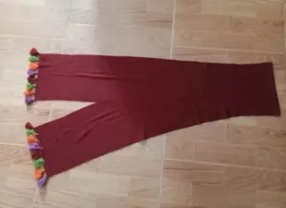 Bufanda de punto extra larga! Color burdeos NUEVA!