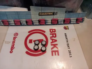 4 Llantas Multirradio Plástico con Neumáticos