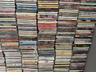 Lote 1000 CDs Nuevos Sellados Fábrica
