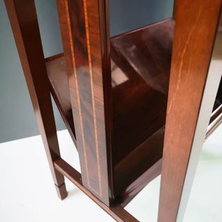 MESA AUXILIAR REVISTERO   R3760073047944