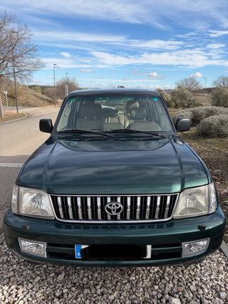 Toyota Land Cruiser J90 50 aniversario