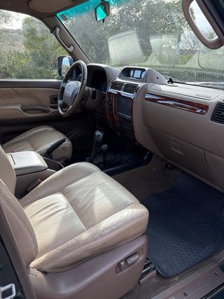 Toyota Land Cruiser J90 50 aniversario