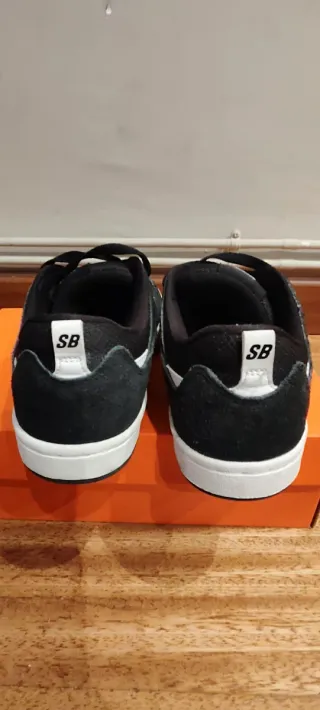 Zapatillas Nike SB Alleyoop Talla 38.5