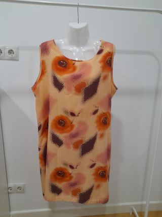 Vestido naranja de tirantes