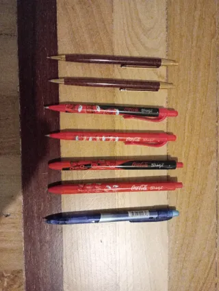 Lote bolígrafos (3) y portaminas (4)